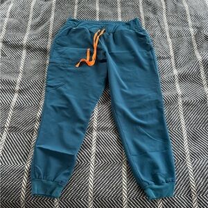 Figs Zamora scrub pants